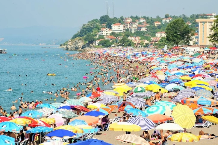 Akçakoca'da denize girmek yasaklandı 