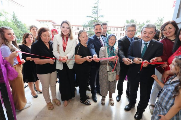 Amasya’da kursiyerlerin sergisi büyüledi