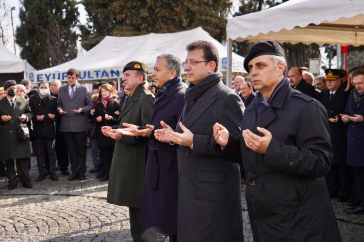 Çanakkale Şehitleri kar altında anıldı