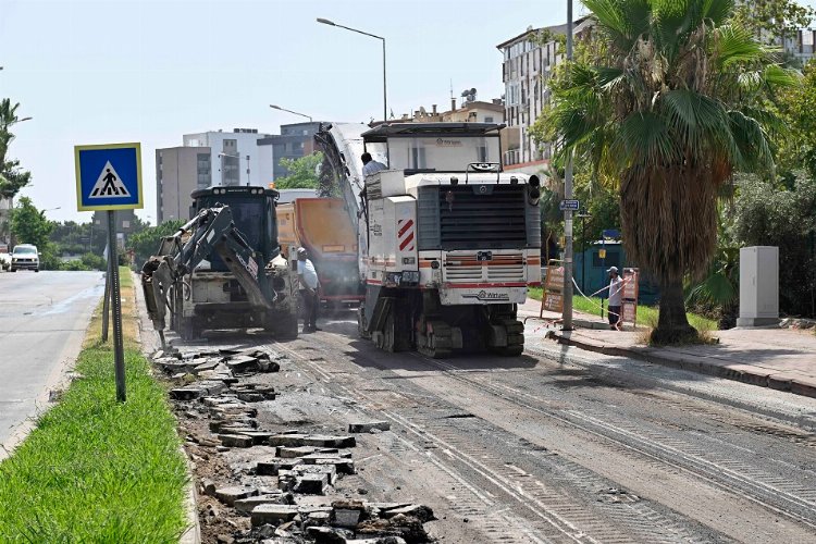 Antalya Muratpaşa'da sıfır asfalt