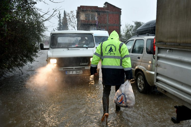 Aşevinden içleri ısıtan destek