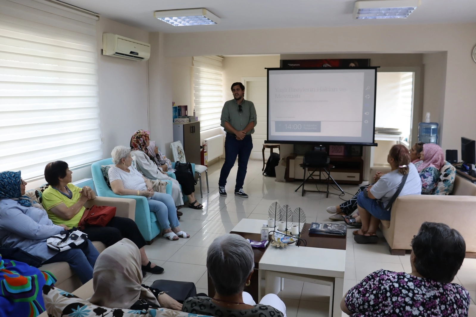 Asırlık Çınar Evin’de İzmit’in çınarlarına önemli seminer