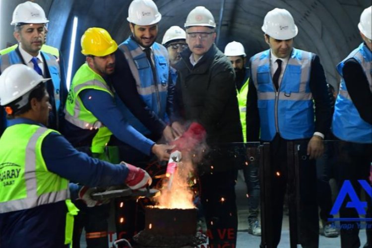 Bakan'dan Bakırköy-Kirazlı hattına ilk ray kaynağı