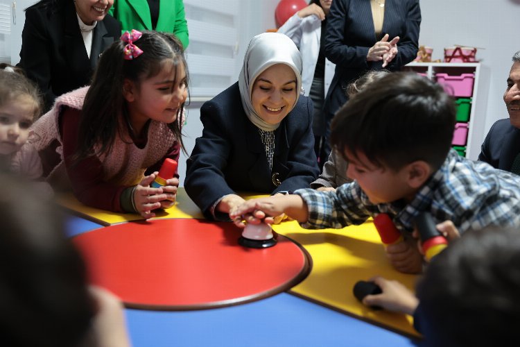 Bakan Göktaş'ın Şırnak ziyaretinde renkli görüntüler