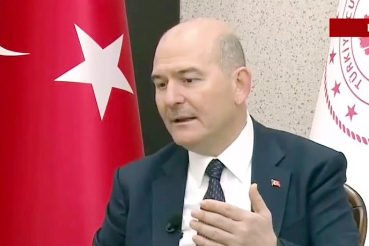 Bakan Soylu'dan 'kökünü kuratanlara' tebrik