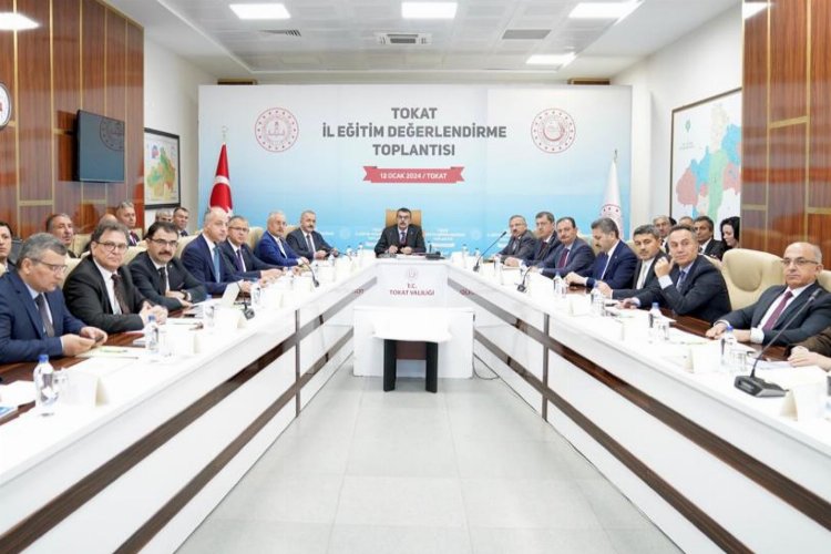 Bakan Tekin eğitimi Tokat'ta değerlendirdi