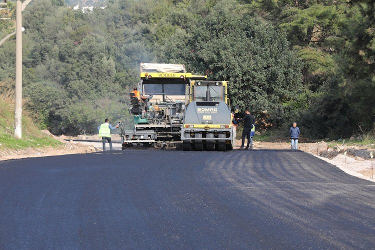 Bodrum'da asfalt çalışması sürüyor