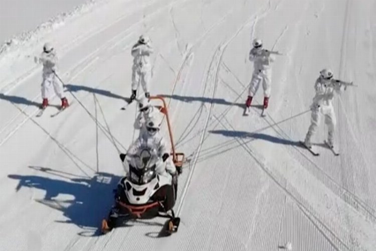 Bolu Kartalkaya'daki kaybolan tatilcileri JAK kurtardı