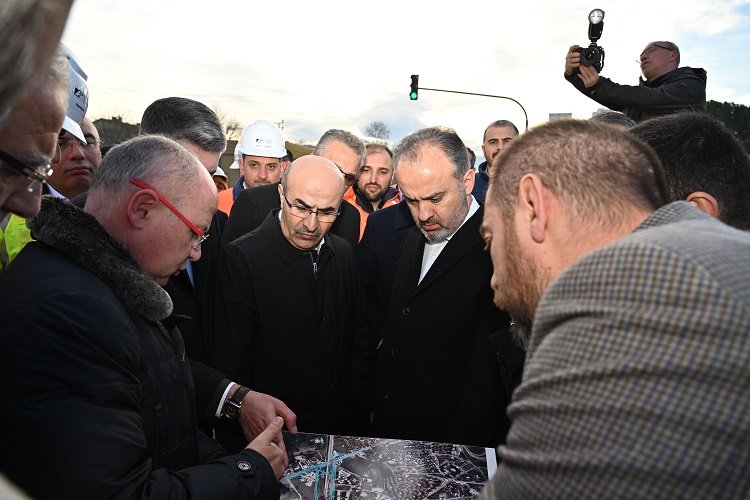 Bursa'da Mudanya yolunda düğüm çözüldü