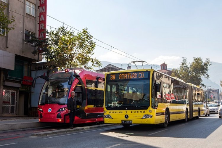 Bursa'da okula ulaşım ilk 3 gün ücretsiz