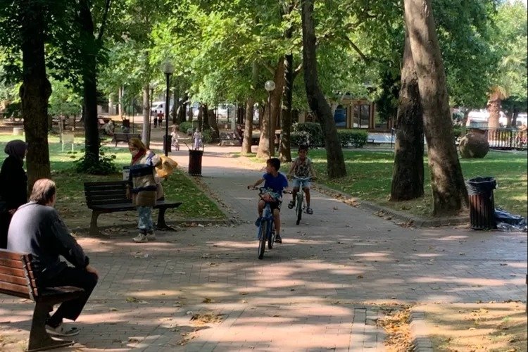 Bursa'da Pınarbaşı Parkı vatandaşların uğrak noktası oluyor