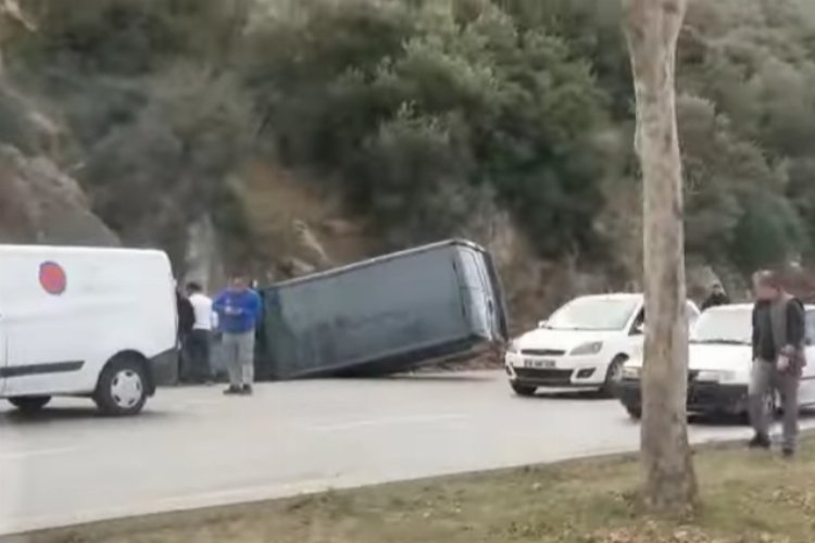 Bursa Kestel'de trafik kazası: 1 ölü, 2 yaralı