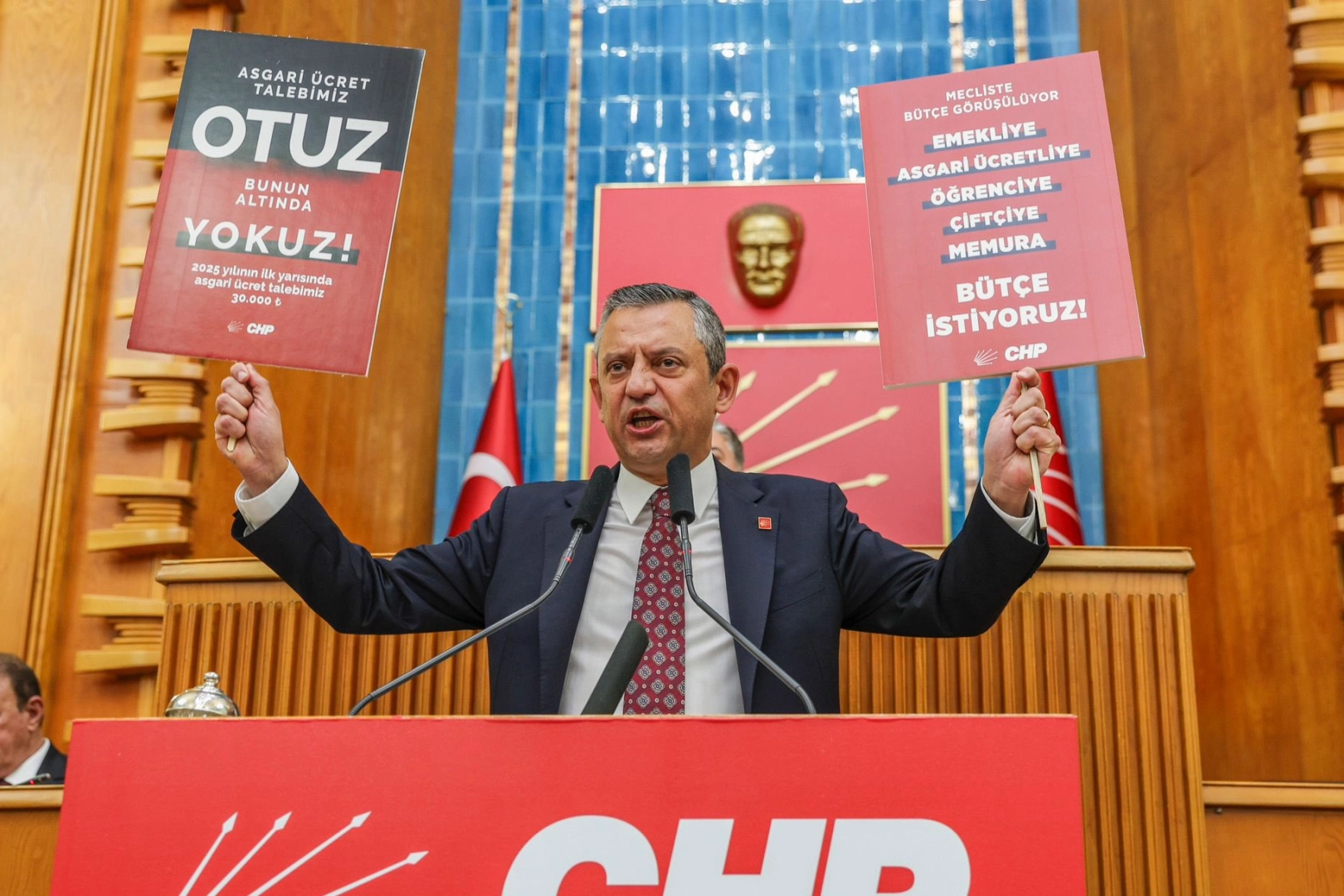 CHP'li Özel'den '30 bin TL' mücadelesi... "Talebimiz 30 altında yokuz!"