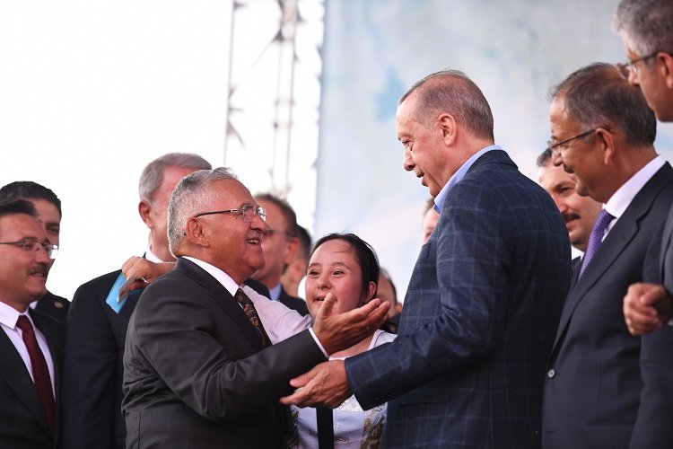 Cumhurbaşkanı Erdoğan'dan Büyükkılıç'a tebrik