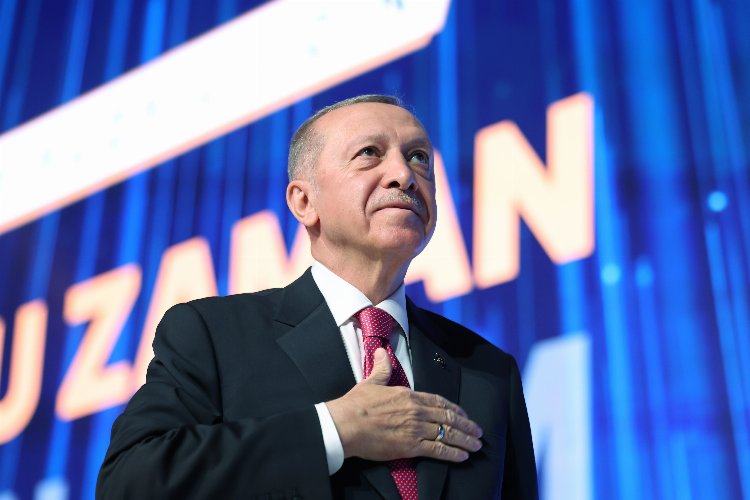 Cumhurbaşkanı Erdoğan Depremzedelere seslendi: Kesinlikle karamsarlığa kapılmayın!