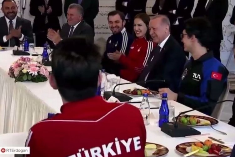 Cumhurbaşkanı Erdoğan'ın milli sporcu ile güldüren diyalogu