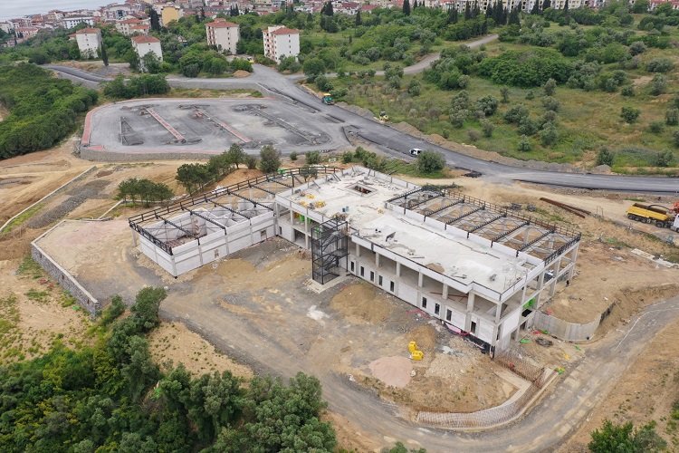 Darıca Millet Kıraathanesi'nin kaba inşaatı tamam