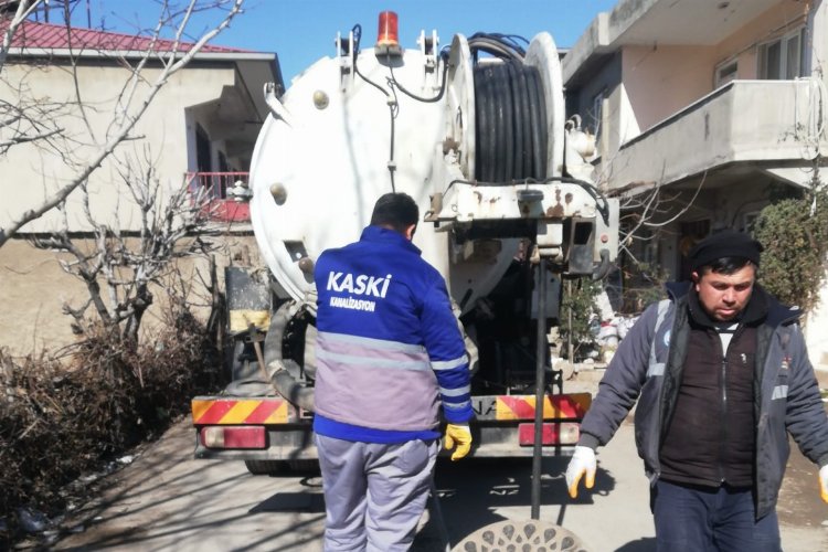 Deprem bölgesinde KASKİ'den seferberlik