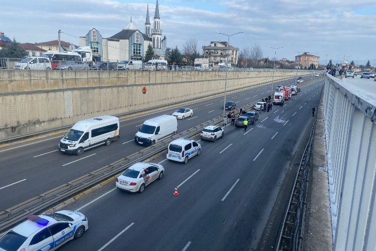 Düzce D-100'de zincirleme kaza: 1 yaralı