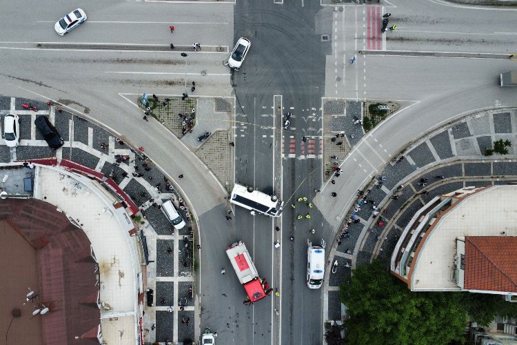 Düzce'de otobüs kazası: Çok sayıda yaralı var