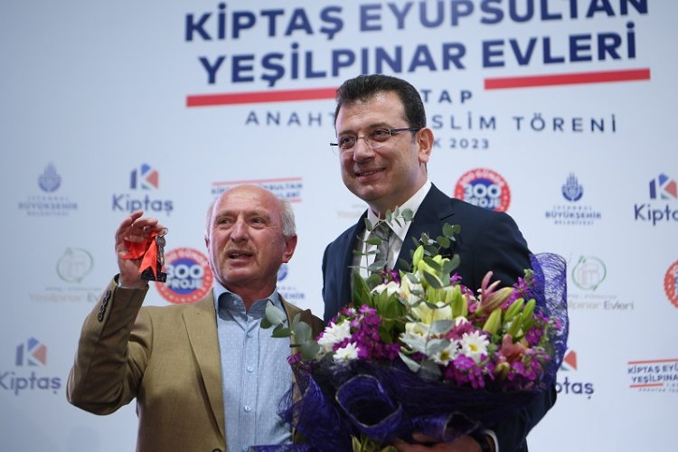 Eyüpsultan'da ilk hak sahipleri evlerine kavuştu