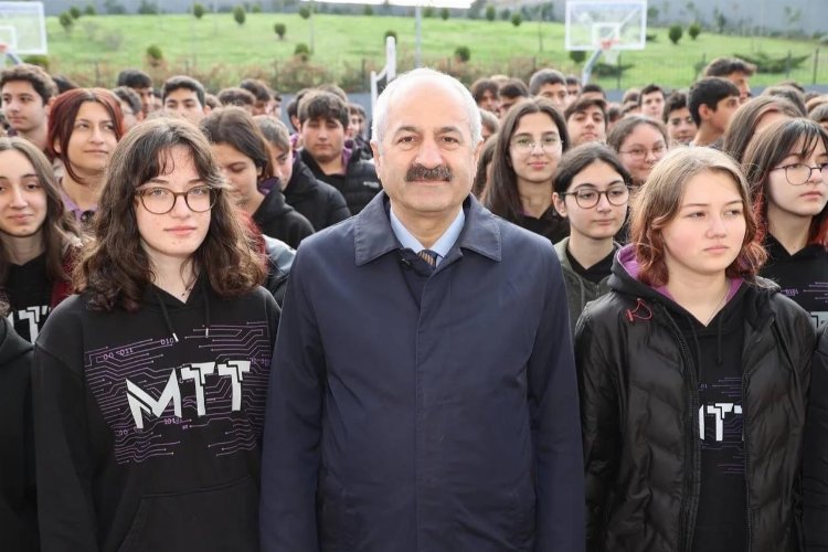 Gebze protokolü bayrak töreninde