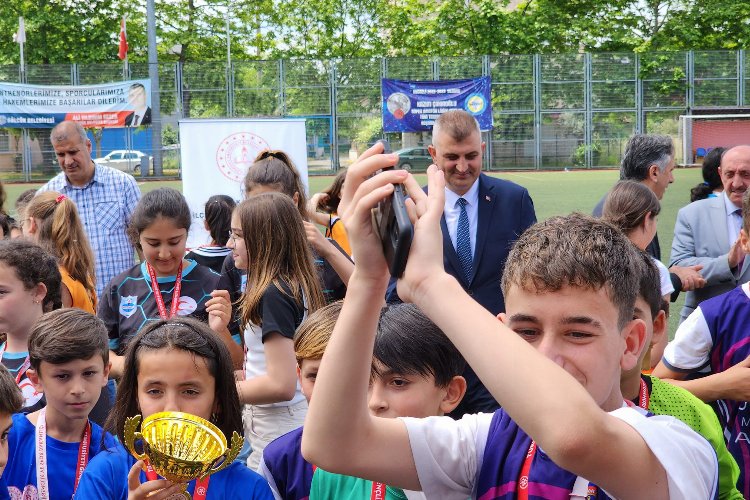 Gölcük'teki bahar kupası sahiplerini buldu