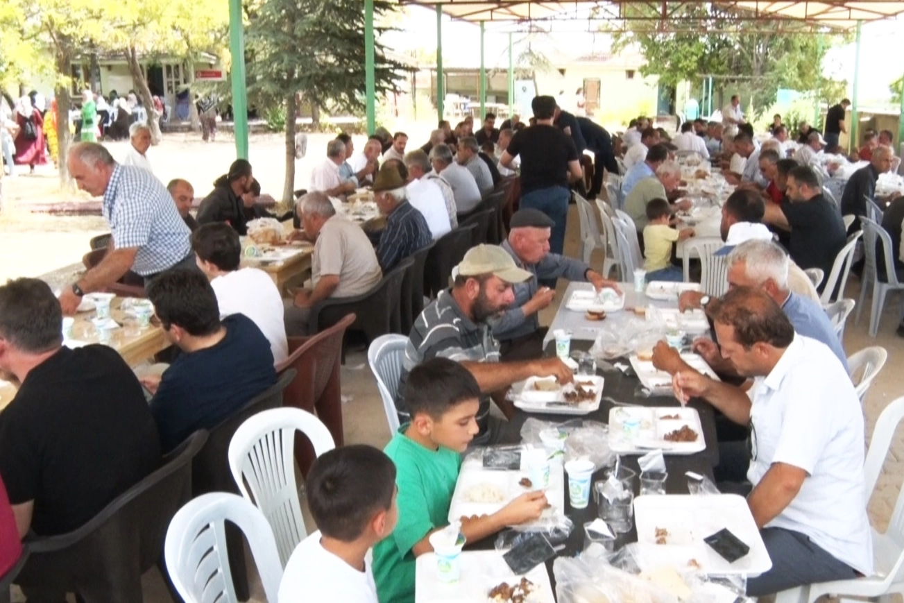 Haydar Baş Eskişehir'de mevlit ve yemekle anıldı