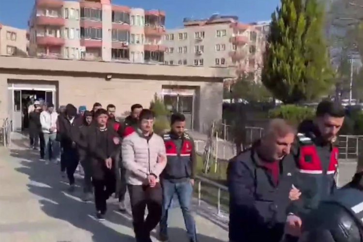 İçişleri'nden 75 Siber'göz'altı!