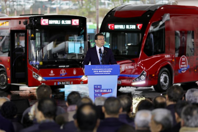 İstanbul'da metrobüs hattına 252 yeni otobüs