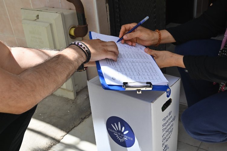 İzmir Karabağlar'dan bayram dayanışması