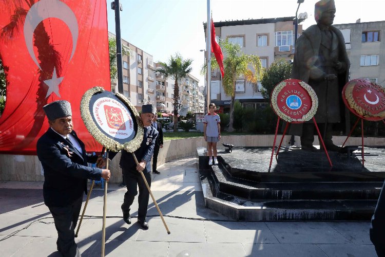 İzmir Narlıdere'de Gaziler Günü kutlandı