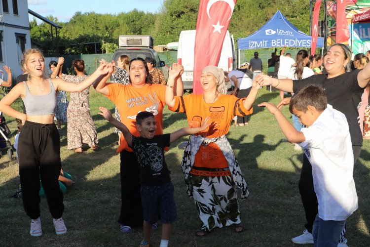 İzmit'te belediye çalışanları aile pikniğinde buluştu