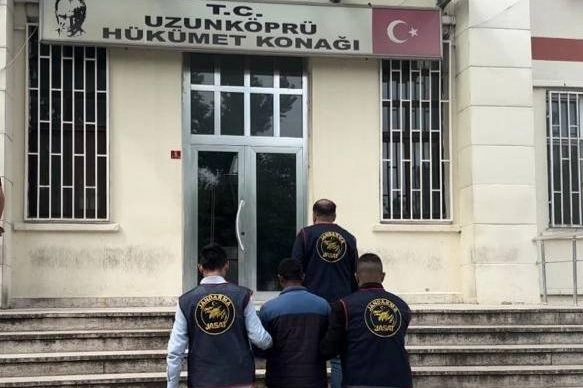 Kaçak zanlı Uzunköprü'nde yakalandı!