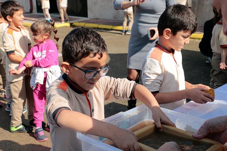 Kâğıt Müzesi'nin Köy Okulları Projesi sürüyor