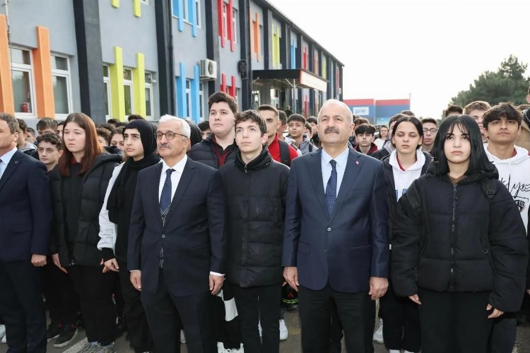 Kaymakam Özyiğit ve Başkan Büyükgöz, Pagev Meslek Lisesi'nde