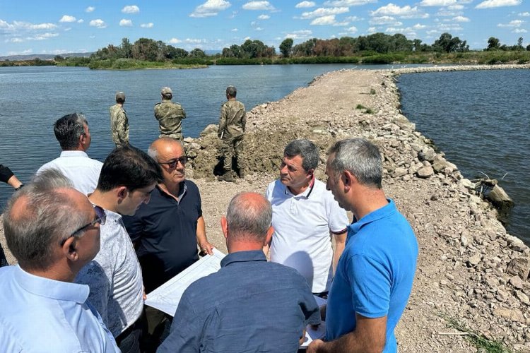 Kaymakam Sevgili'den Meriç Nehri'ndeki seddeye kontrol