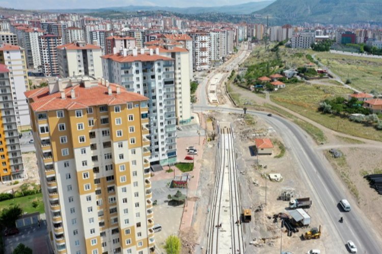 Kayseri Büyükşehir'den kavşak ve çevre düzenlemesi