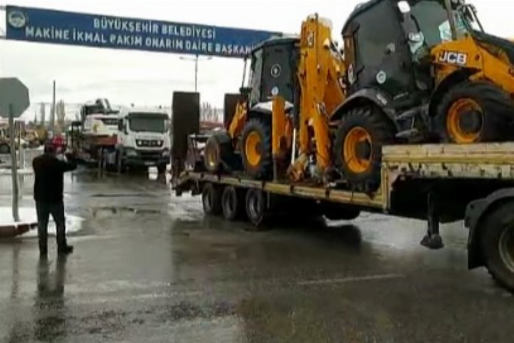 Kayseri'den deprem bölgesine 'büyük' destek