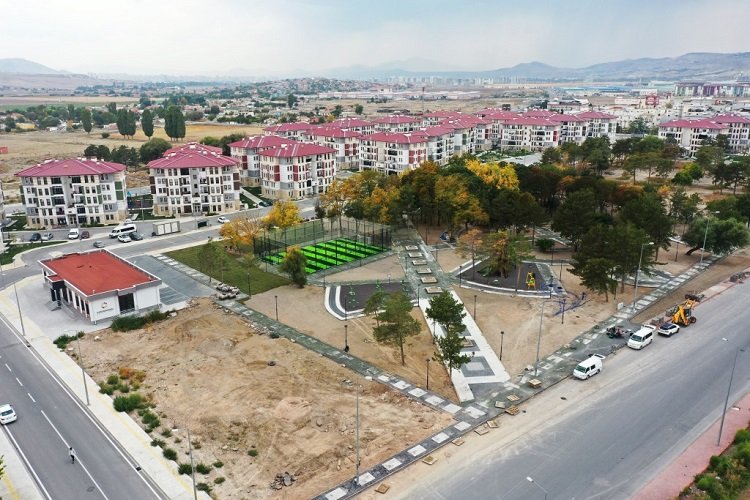 Kayseri Kocasinan'a çok fonksiyonlu park