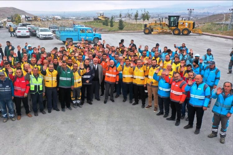 Kayseri Kocasinan'da personele kışlık destek