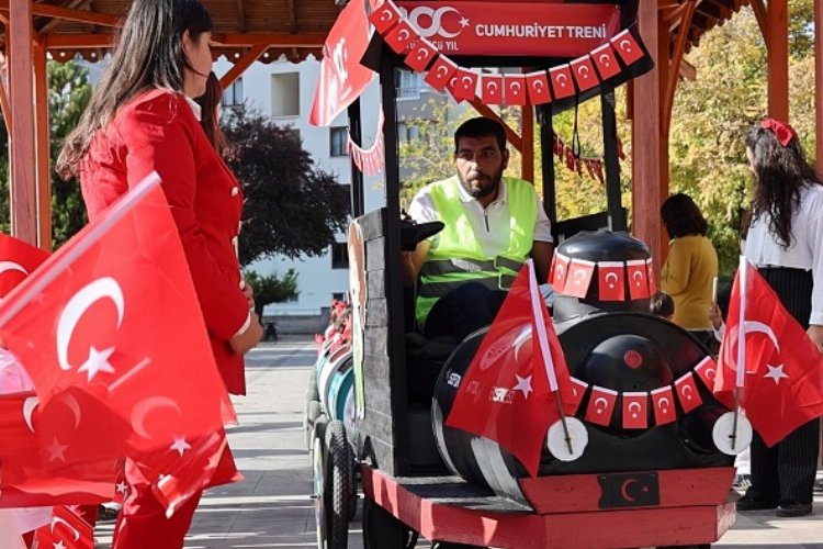 Kayseri Melikgazi'den çocuklara Cumhuriyet Treni