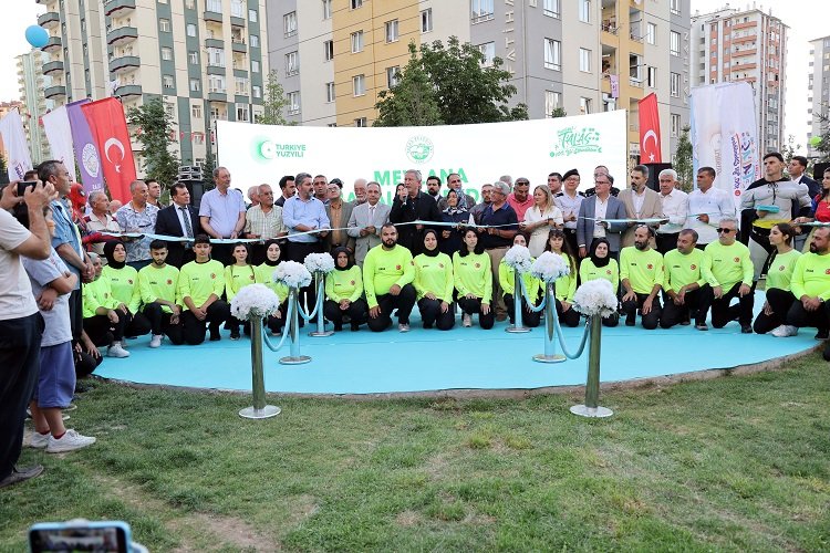 Kayseri Talas'ta dolu dolu 100'üncü yıl etkinlikleri