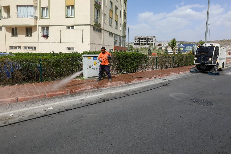 Kayseri Talas'ta temizlik zamanı