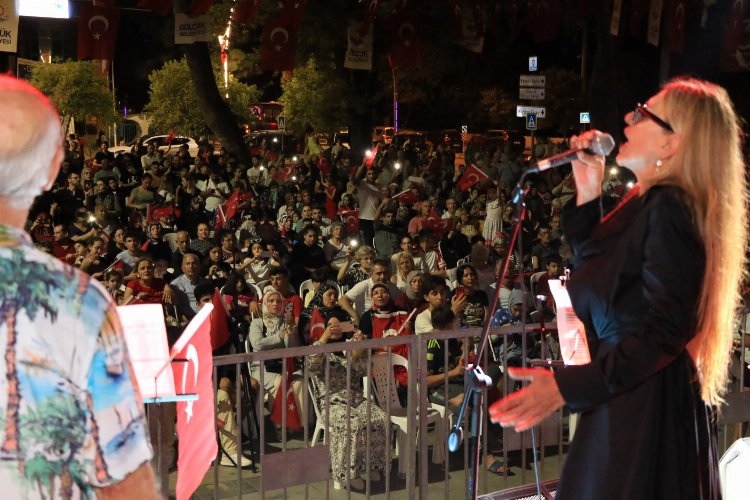 Kocaeli'de 'Usta Çı-Rock' konseriyle geçmişe yolculuk