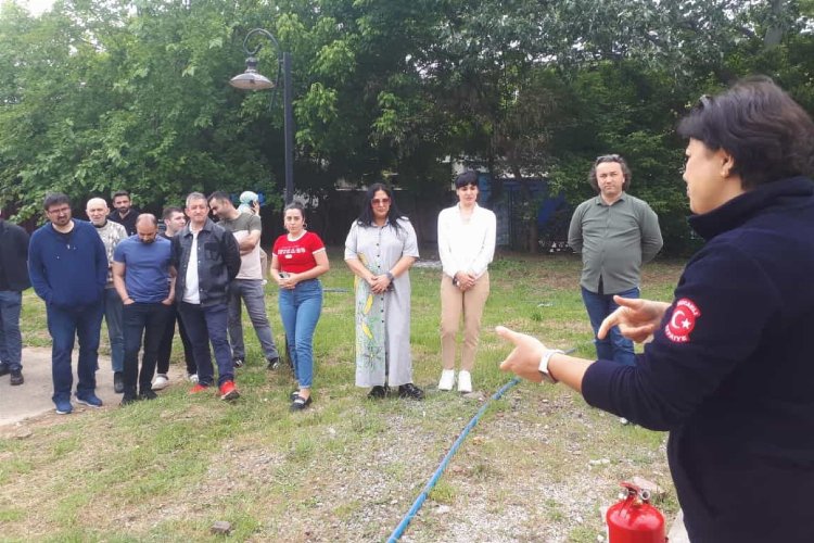 Kocaeli İtfaiyesi’nden gençlere eğitim