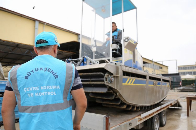 Kocaeli'nin amfibik aracı Ankara'ya gönderildi