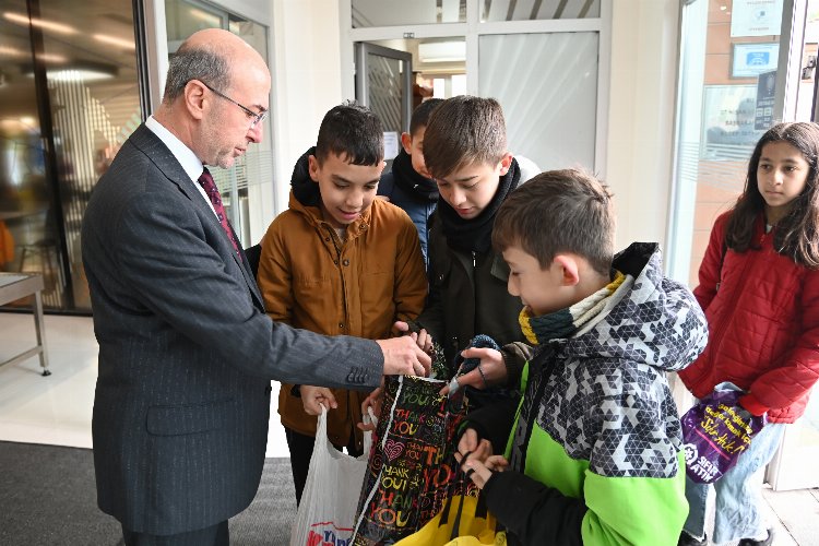 Konya Selçuklu'da çocuklara şivlilik hediyesi