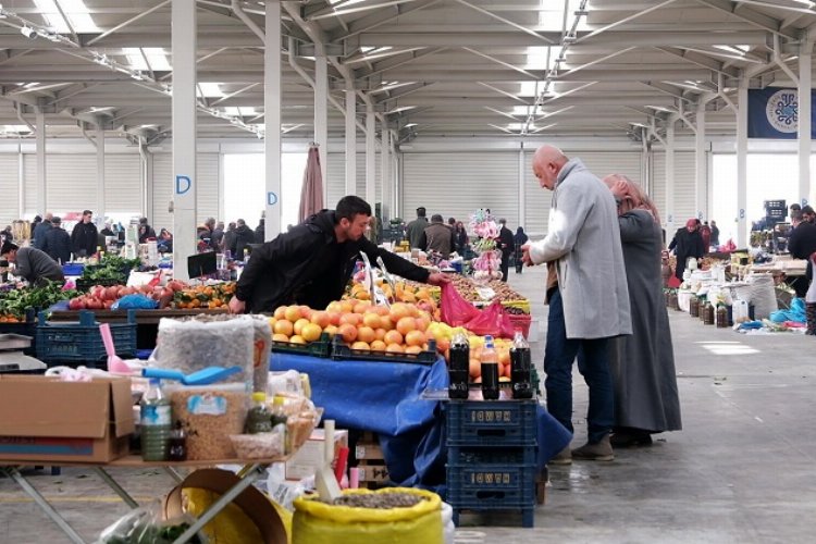 Konya Selçuklu'da Kapalı pazarlarla konforlu alışveriş