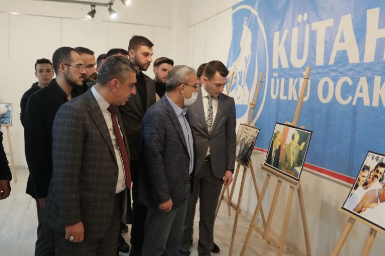 Kütahya'da Alparslan Türkeş Fotoğraf sergisi açıldı